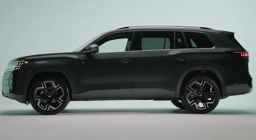 Gigantikus új SUV-val rukkolt elő a VW