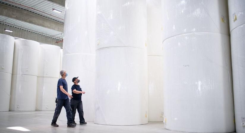 Történelmi bejelentést tett a cégóriás: 40 milliárd forintot önt rá Magyarországra, felvásárolja az olasz multi gyárát – örülhet az 5000 fős kisváros