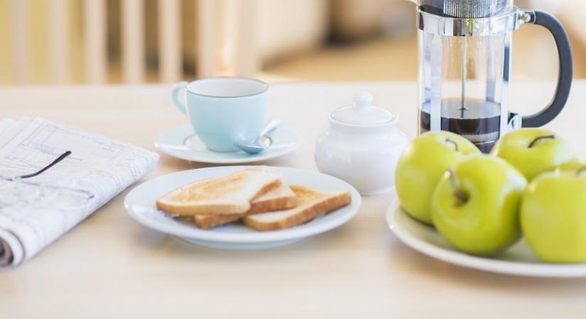 Csütörtöki friss hírek, forgalom, időjárás – Reggeli pakk