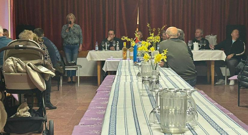 Gazdák a pohár mögött: izgalmas verseny Kisszékelyen