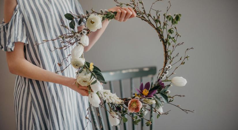 Minden vendégedet ámulatba ejti majd ez a 7 tavaszi ajtódekoráció