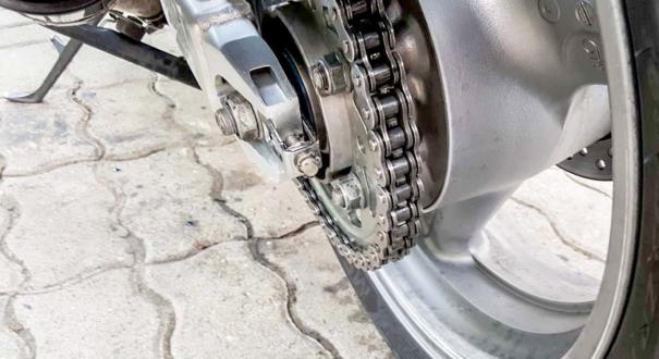 Így tényleg egyszerű a láncápolás: Chainluber Pro-teszt