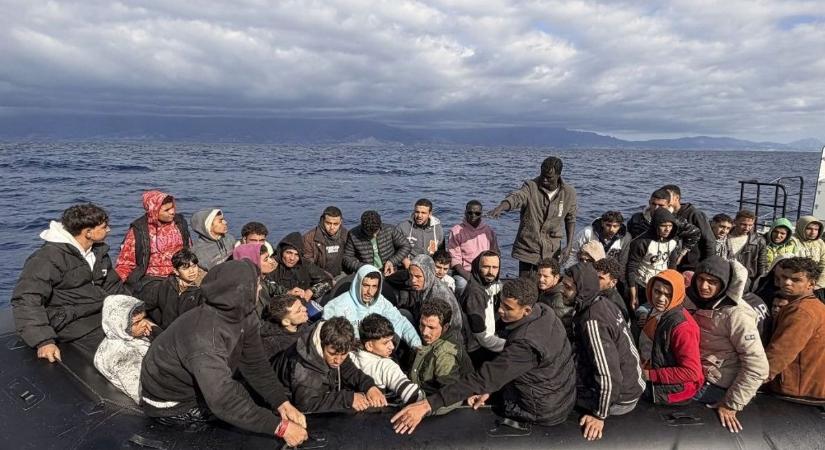 Kiszámolták, Merkel mama sírva fakadhat: a migránsok fejenként 150 millió forint veszteséget okoznak