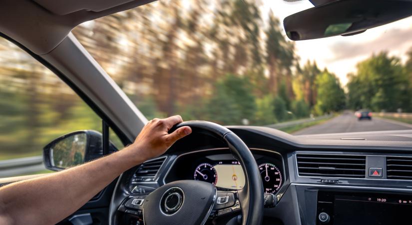 1,2 millió magyar már fizetett