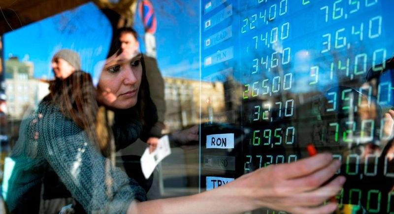 Nagyot gyengült a forint az euróhoz képest