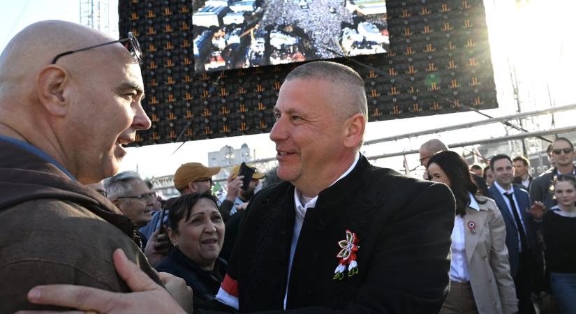 Ruszin-Szendi Romulusz is üzent Szabó Bencének: Nyugi, mi senkit nem hagyunk hátra, lesz helyed a rendszerben