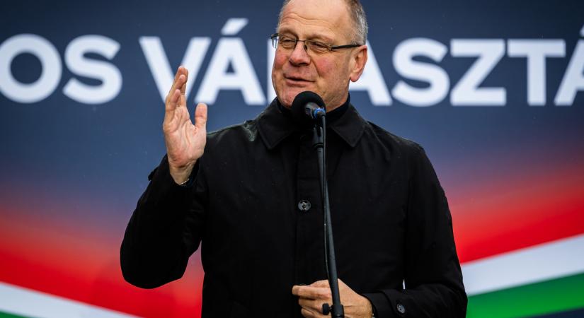 Egykori ellenfele most Navracsics Tibor támogatására biztatja a szavazókat