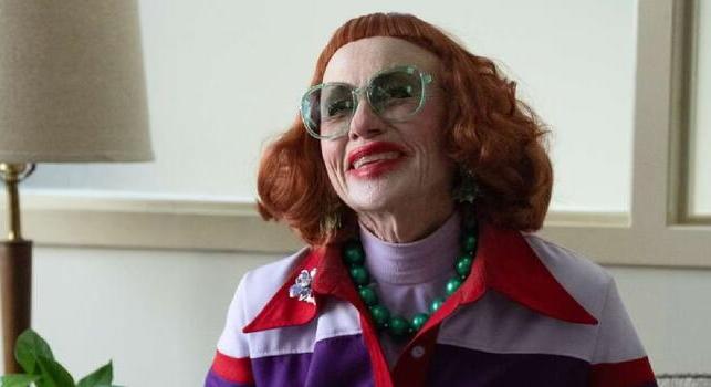 A horrorikon Gladys néni saját filmet kap, már a forgatókönyvírókat is tudni