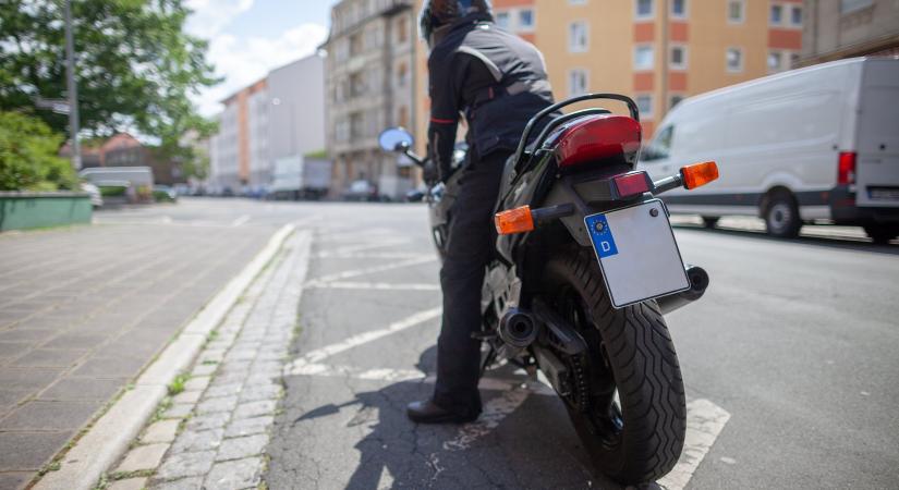 Megérkezett a szezon, viszik a BMW- motorokat