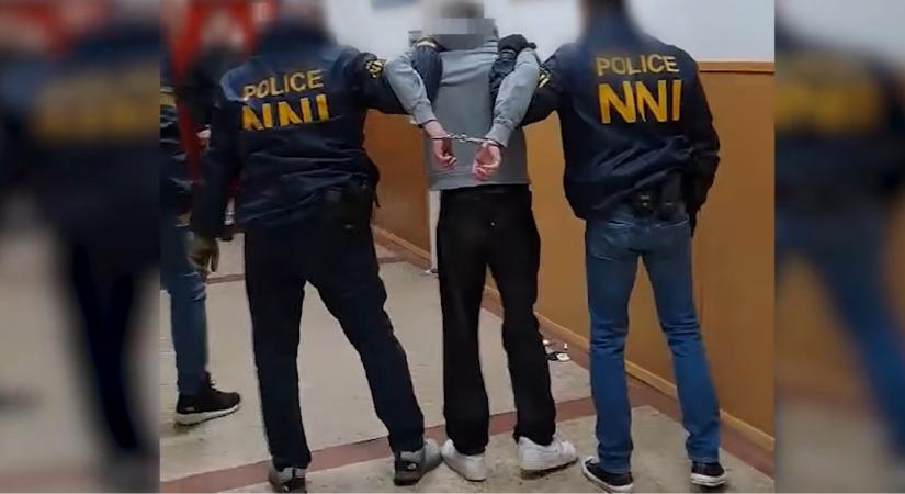 Iskolai mészárlásra készülhetett egy 15 éves fiú Budapesten