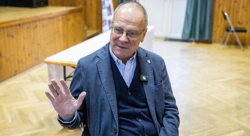 A Tisza jelöltjével szemben Navracsics Tibort támogatja a fideszes politikus 2022-es összellenzéki ellenfele