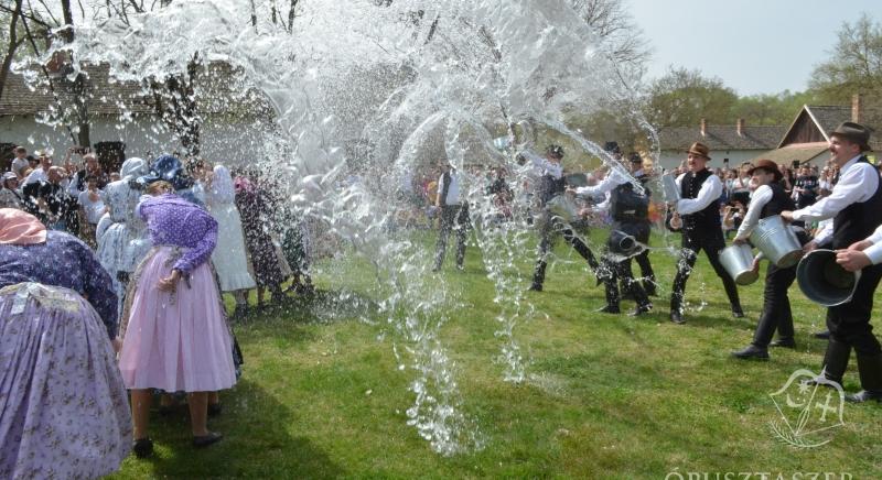 Életre kelnek a húsvéti hagyományok Ópusztaszeren