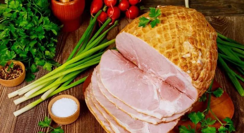 Húsvéti sonka főzése: így lesz vajpuha és ízletes a hús, de ezeket a hibákat ne kövesd el!