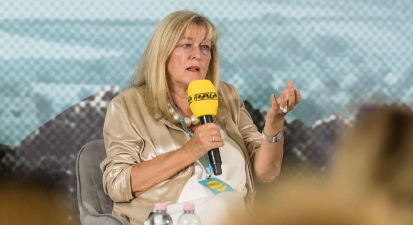 Schmidt Mária: A tét most a megmaradás – Magyarország a „brüsszeli birodalom” útjában