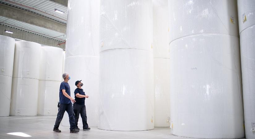 Közel megduplázná kapacitását a Vajda-Papír