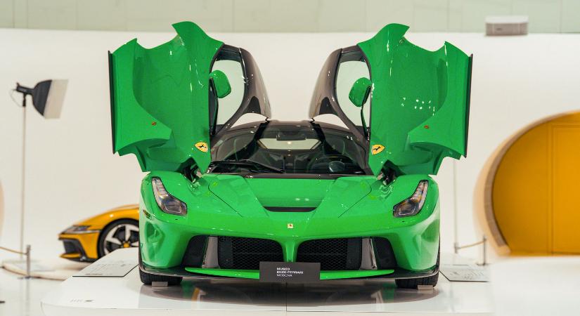 Egy vagyonba kerül a hibrid Ferrari apró akkuja