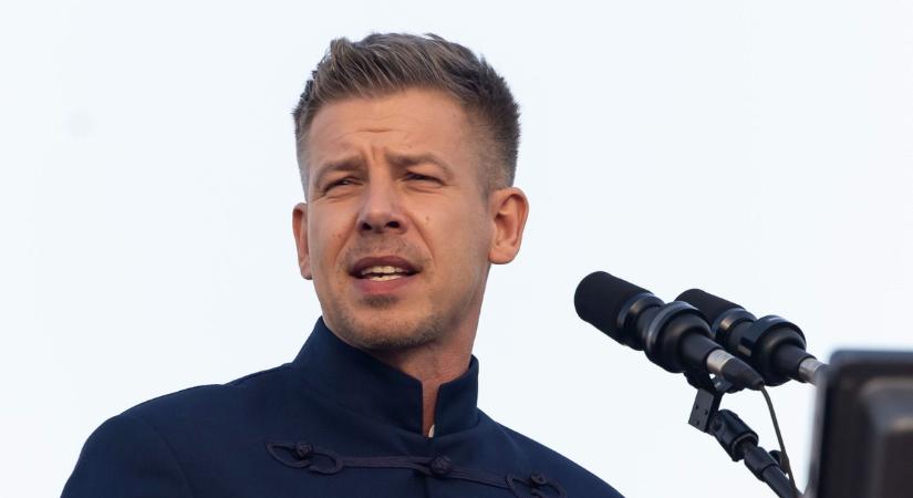 Ábrahám Róbert nem kímélte Magyar Pétert: úgy abuzálja most az országot, ahogyan egykor a gyerekei anyját