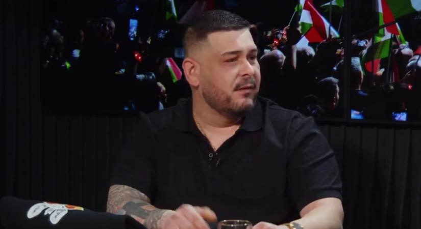 Ábrahám Róbert: Nem ég most Szily Nóra képén a bőr? Ez is belefér?