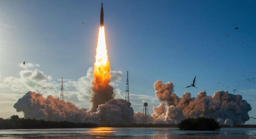 Megindult Amerika és Kína harca a Holdért: mi az Artemis II valódi tétje?