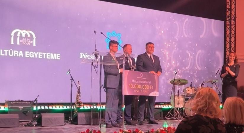 Rangos díjat nyert a PTE a kultúra területén