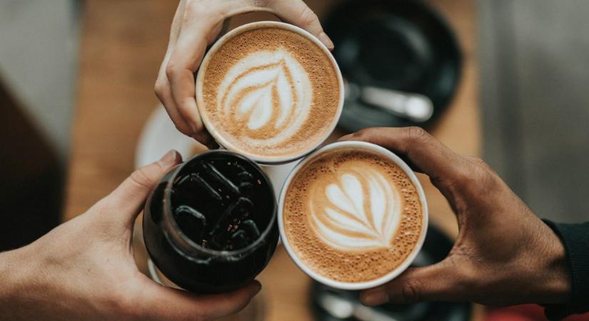 Egyre többen hagyják el a kávét – és nem véletlenül váltanak másra