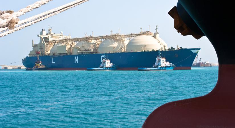 Váratlan bejelentést tett Irán: megnyílt a Hormuzi-szoros, de van, akiket továbbra sem engednek át