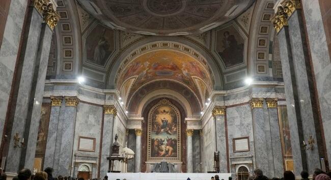 Húsvét - Nagycsütörtökön az utolsó vacsorára emlékeznek a keresztények