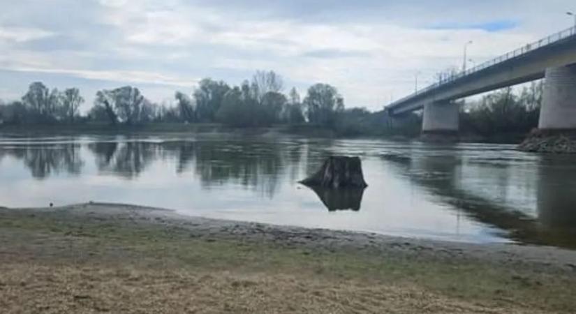 Kiszáradt a Dráva? Döbbenetes fotók borzolják a kedélyeket