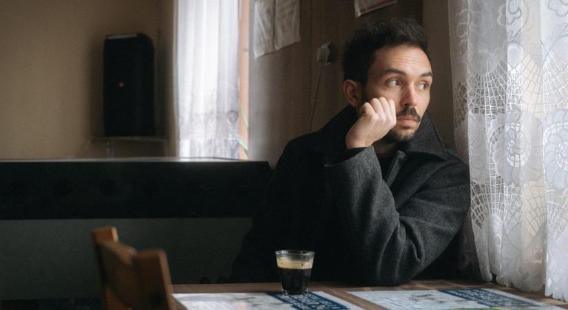 A Kutya Párt egri képviselője azt kéri, a párt léptesse vissza a jelöltjét a körzetben