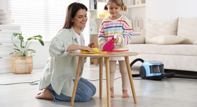 Azonnali támogatást jelentettek be az egyszülős magyar családoknak