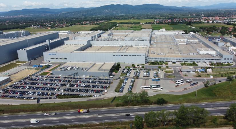 4,2 milliárd forintért vesz a Samsung újabb területeket Gödön
