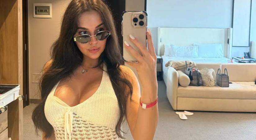 Csók csattant: a Puskásból posztolt Schön Szabolcs bombázó barátnője