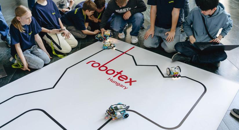 Miskolc nyerte a robotháborút!