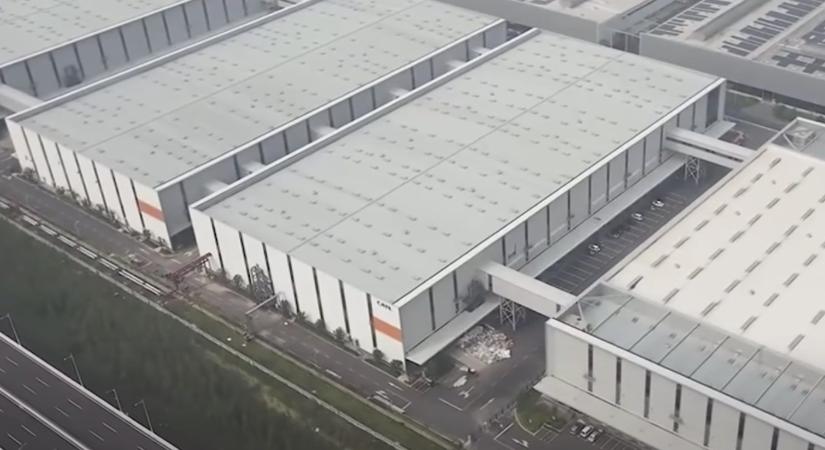 Futsalos csapattárs kapott milliárdos megbízást a CATL-projektben