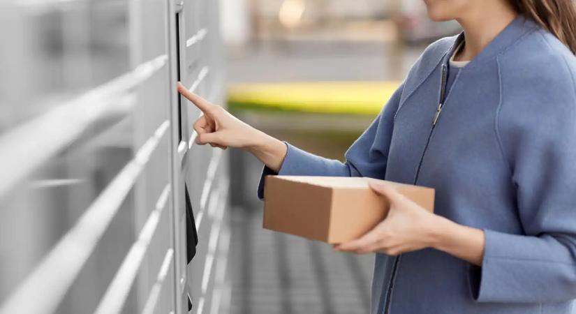 Drágulhat a csomagküldés? A Foxpost ügyvezetője az iráni háború hatásairól beszélt