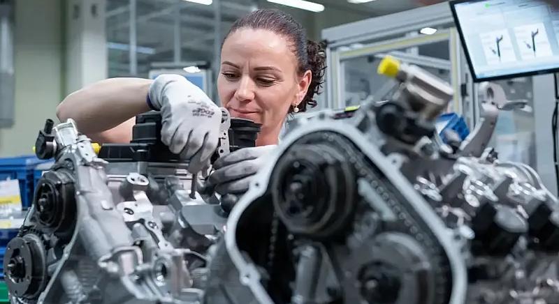 Új benzinmotor gyártása indult el a győri Audinál