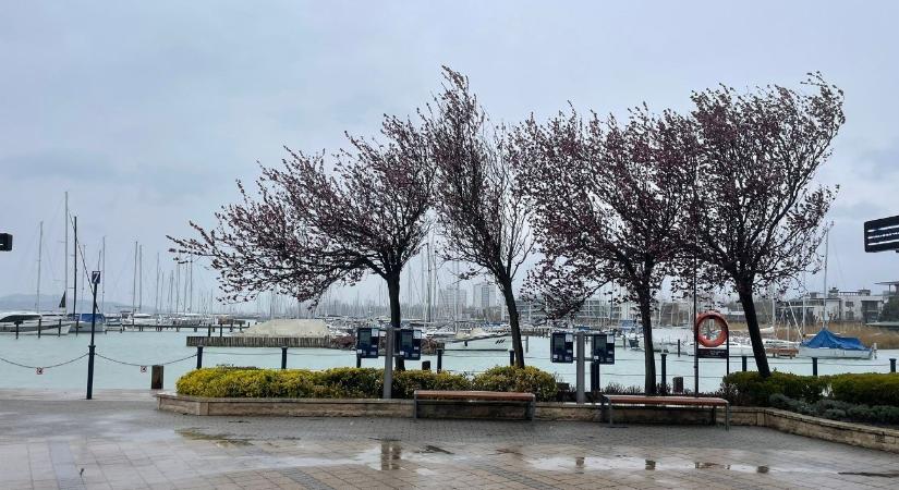 Itt a húsvéti hosszú hétvége időjárása: lesznek meglepetések