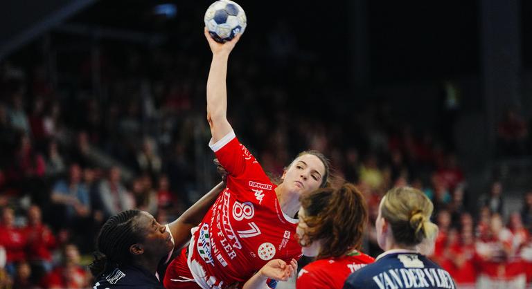 Elképesztő pech: ismét súlyosan megsérült, és hónapokra kidőlt a Debrecen játékosa