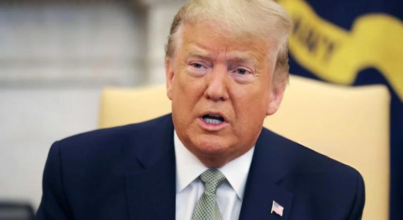 Karddal akarták átdöfni Donald Trump torkát