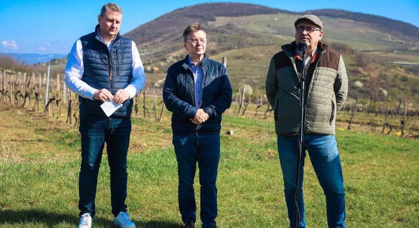 Megvan a dátum! Nem kell már sokat várni, hogy körülnézhessünk az Eged-hegyi kilátóból