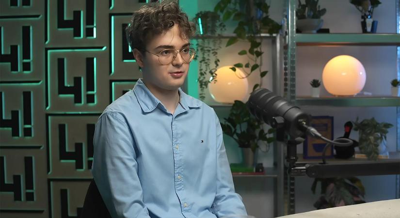 „Amit most csinálnak önökkel, az politikai megrendelés” – majdhogynem mindent pontosan tudott Theo, mi fog történni Gundalffal az Alkotmányvédelmi Hivatalban