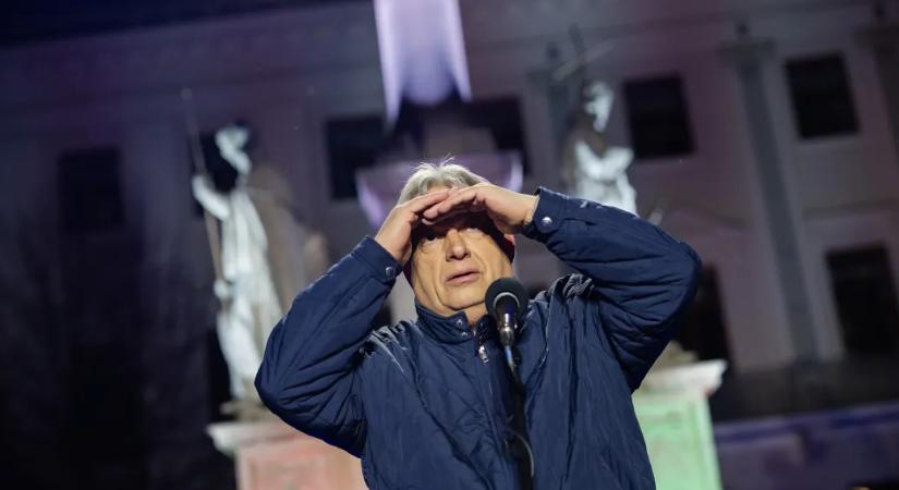 Hiába kérdezte volna Győr polgármestere, hogy hol voltak a rendőrök Orbán kampánygyűlésén