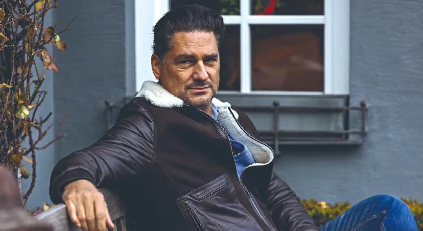 „Nem ülünk le éhezők közé vastag steakkel” – Árpa Attila búcsút intett a hivalkodásnak