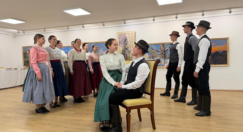 Népi örökség a Konzulátuson: a Rezeda Folkműhely műsora varázsolta el a közönséget