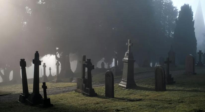 Gyász helyett rémálom: 30 rohadó test és hamis hamvak sokkolják az országot