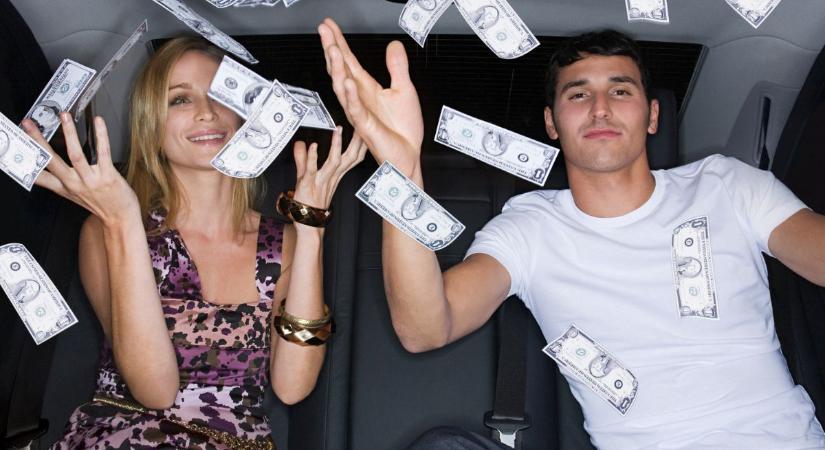 Fiatal felnőttek dicsekszenek azzal, hogy a szüleikkel élnek, és luxusra költik a lakbért