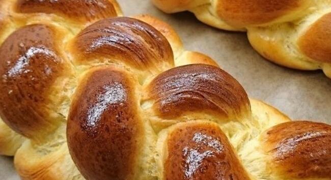Húsvéti fonott kalács recept lépésről lépésre - Puha és foszlós, tökéletes tippekkel