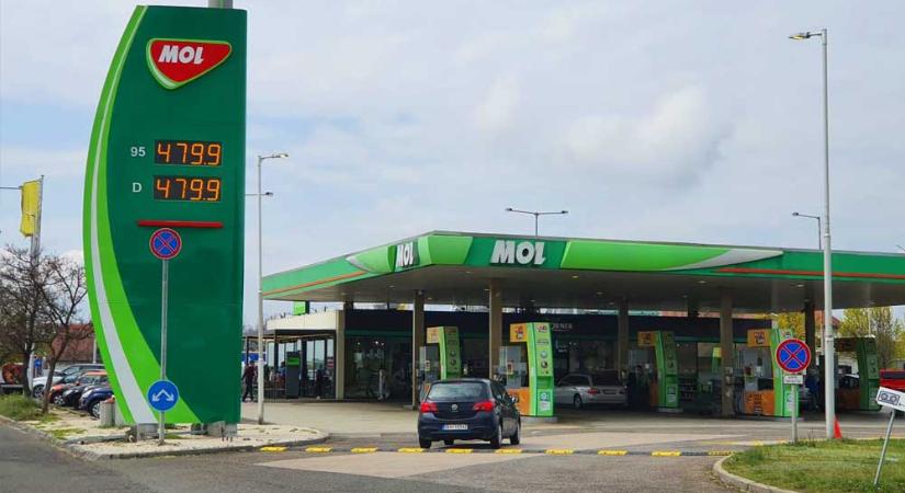 Életveszélyesen megszúrta egy kamionos bolgár kollégáját az M1-es autópálya pátyi lehajtójánál