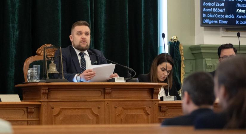 Feljelentést tett Pintér Bence a miniszterelnök győri látogatásán történtek miatt