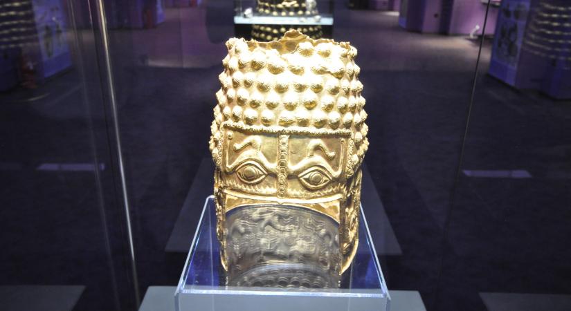 Megtalálták azt a dák aranysisakot, amit tavaly egy holland múzeumból loptak el